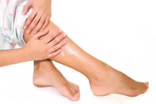Les symptômes des varices des jambes chez les femmes